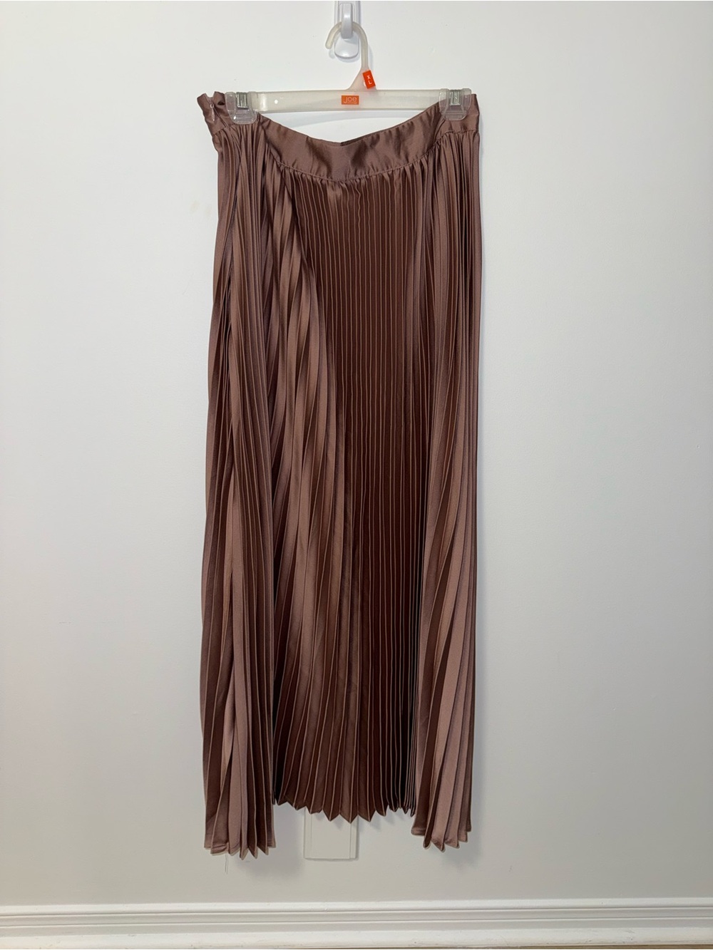 Pleated Satin Maxi Skirt - Pink